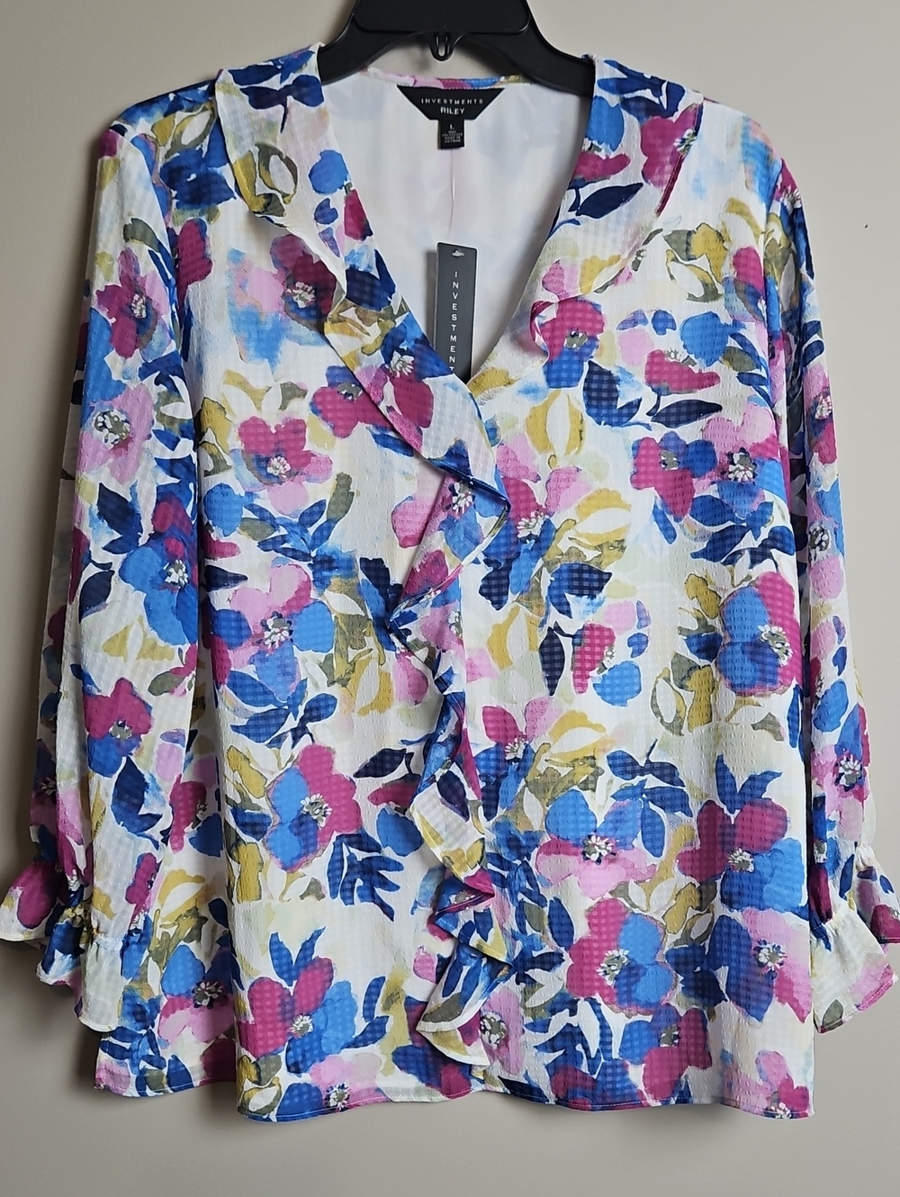 Investments 3/4 Balloon Sleeve V-neck Ruffle Detail Blouse:White Floral: Large